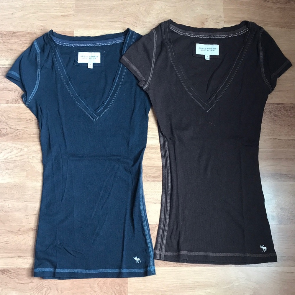 Abercrombie and Fitch 3 v-neck tops